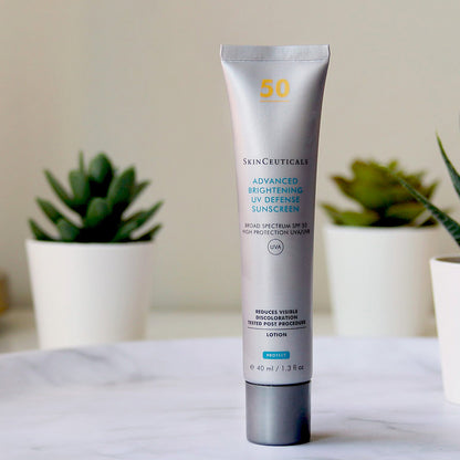 Advanced Brightening UV Defense SPF 50 sólarvörn